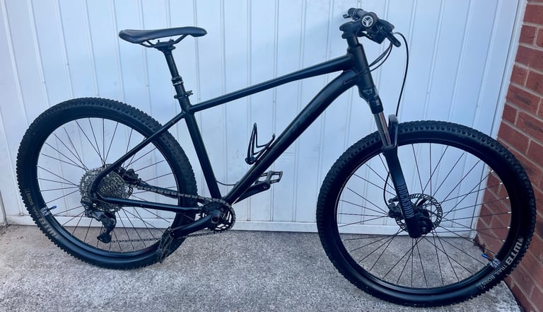 image for Forme Curbar Pro Mountain Bike / Dropper Post / Cost £899 / May PX For Road Bike