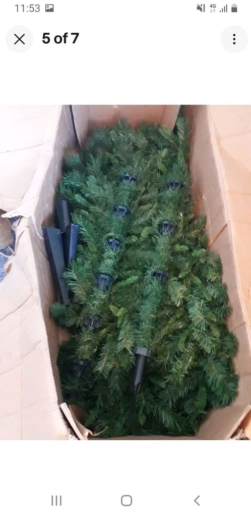 Large green Christmas Tree 