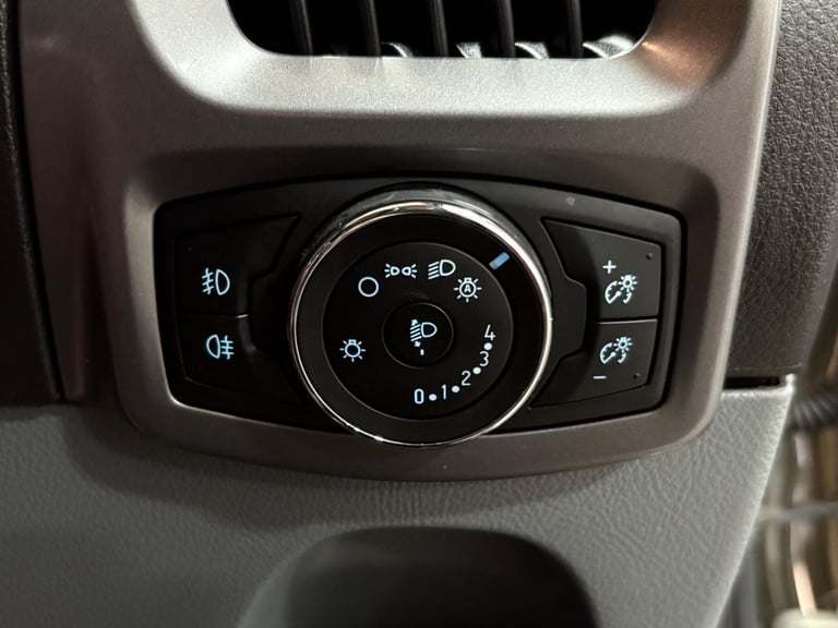 2015 Wellhouse Transit Custom DIESEL Manual