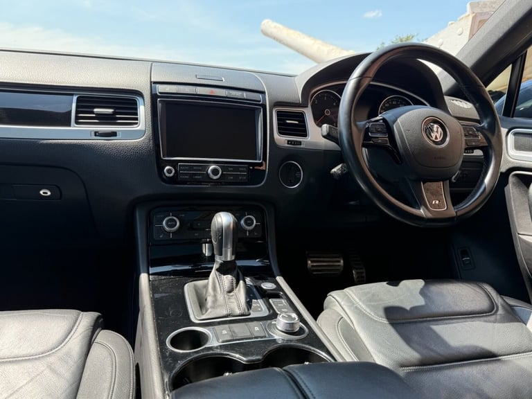 2017 17 VOLKSWAGEN TOUAREG 3.0 TDI V6 BLUEMOTION TECH R-LINE PLUS SUV 5DR DIESEL