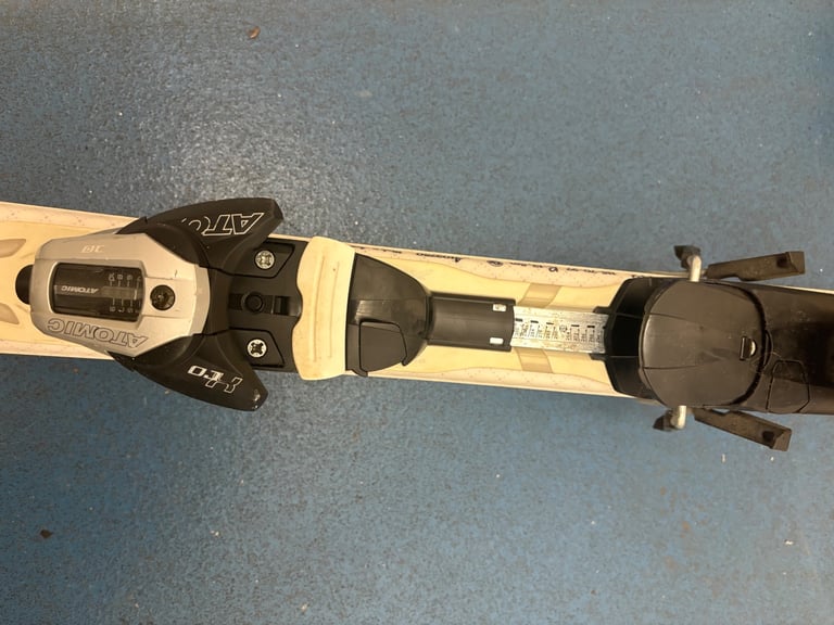 Atomic Skis Model A102750 & Scott Ski Poles