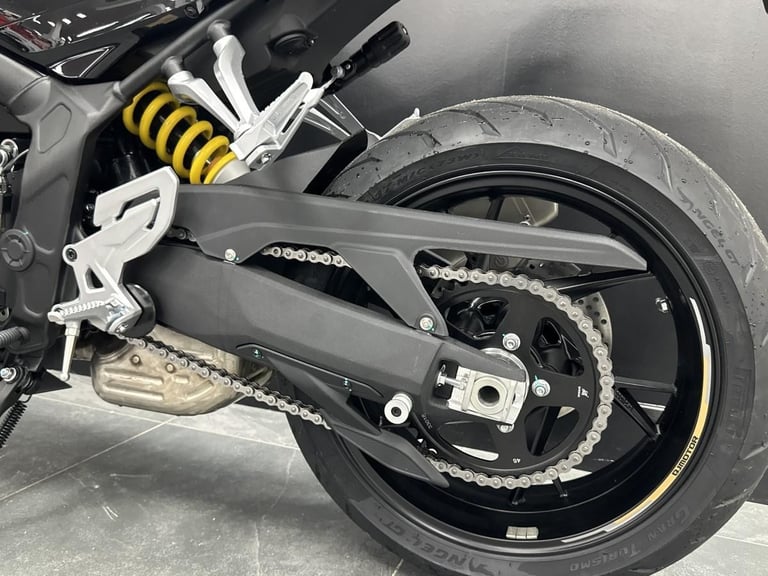QJ MOTOR SRK 800 RR