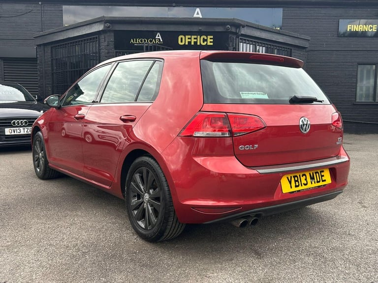 VOLKSWAGEN GOLF 1.4 TSI BlueMotion Tech SE Red Manual Petrol 2013