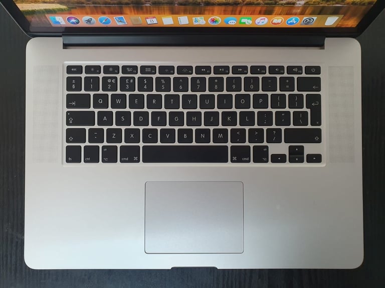MacBook pro 15 Inch, 16 GB RAM, I7 Intel  