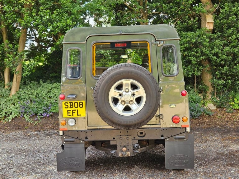 LAND ROVER DEFENDER 2.4 TDCi