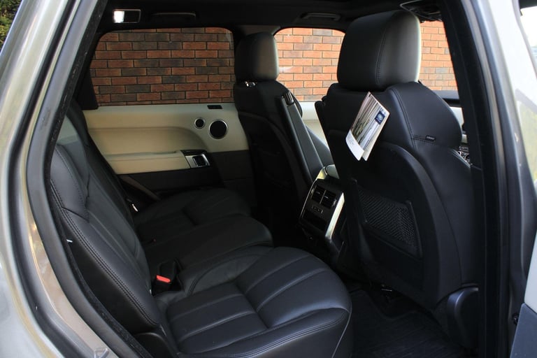 2017 Land Rover Range Rover Sport 3.0 SD V6 HSE Dynamic Auto 4WD Euro 6 (s/s) 5dr ESTATE Diesel A...