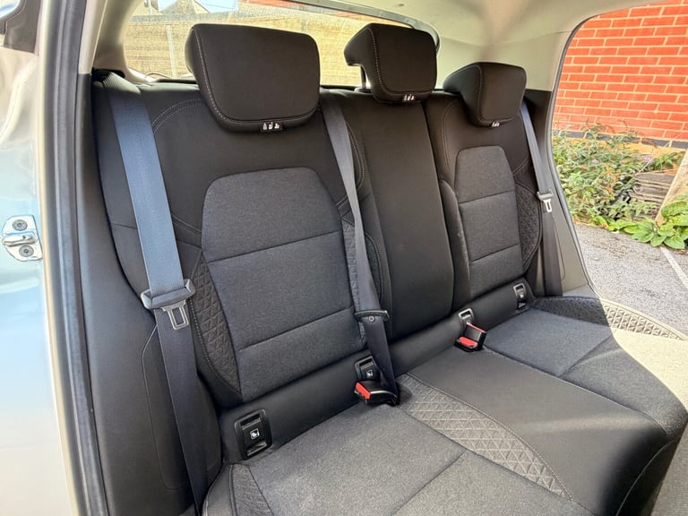 2021 Renault Clio 1.0 TCe 90 Iconic 5dr HATCHBACK Petrol Manual