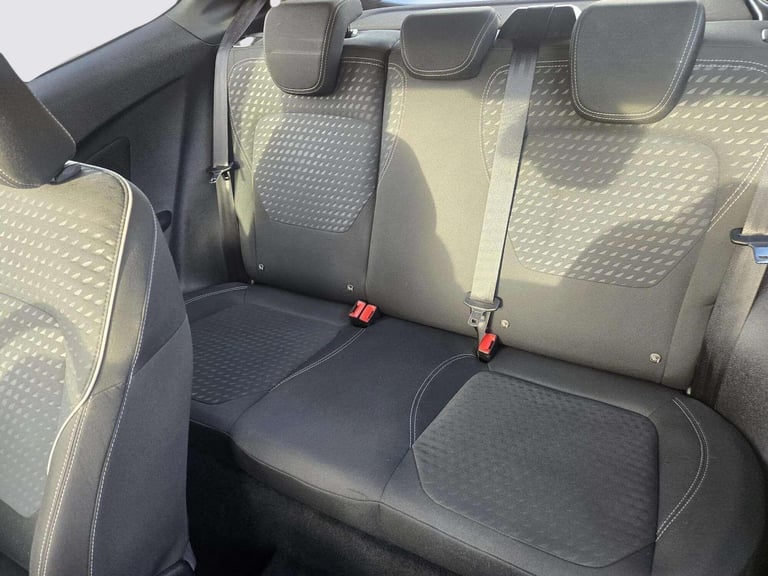 2017 Ford Fiesta 1.1 Ti-VCT Zetec Euro 6 (s/s) 3dr HATCHBACK Petrol Manual