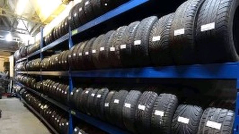 235 50 19 pirelli pzeros 8mm tread only £45 Free fitting and balance