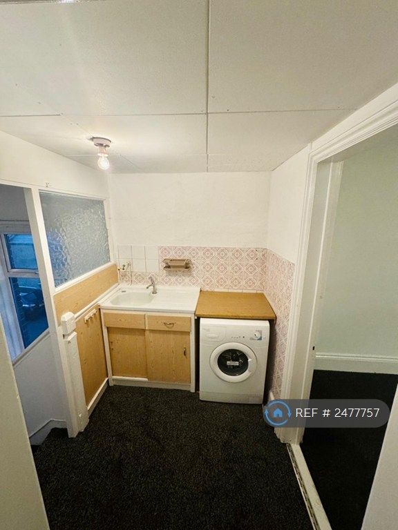 4 bedroom house in Hadrian Street, Sunderland, SR4 (4 bed) (#2477757)