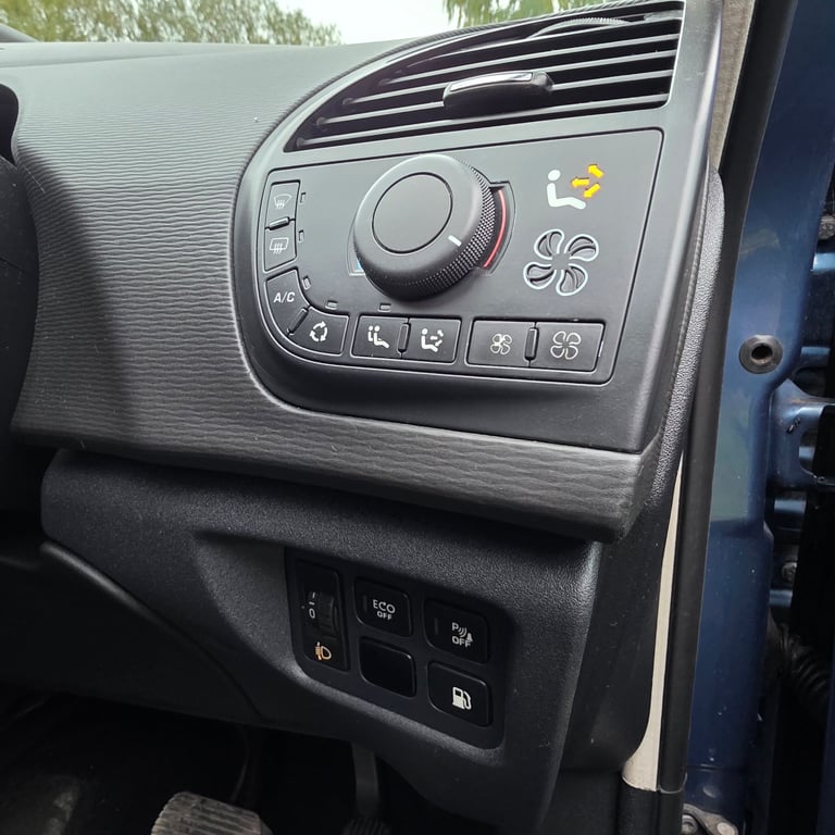 CITROEN C4 PICASSO E-HDi EDITION 1.6 DIESEL 110 BHP AUTOMATIC GEARBOX YEAR 2012 EXCELENT CONDTION!!!