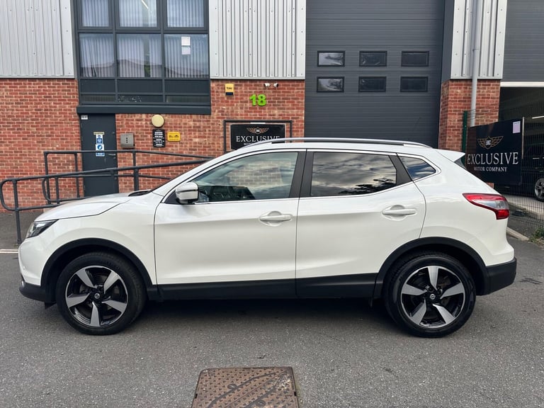 2017 Nissan Qashqai 1.2 DIG-T N-Connecta XTRON 2WD Euro 6 (s/s) 5dr HATCHBACK Petrol Automatic