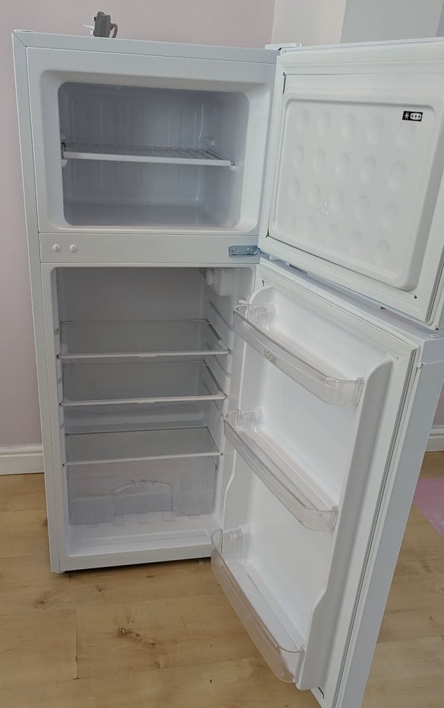image for LOGIK L50TW23 80/20 Fridge Freezer - White