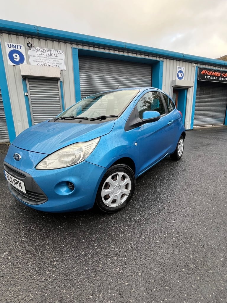 Ford, KA, Hatchback, 2011, Manual, 1242 (cc), 3 doors