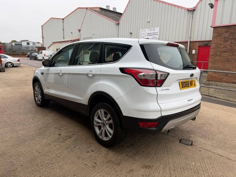 2018 Ford Kuga 2.0 TDCi EcoBlue Zetec AWD Euro 6 (s/s) 5dr HATCHBACK Diesel Manual