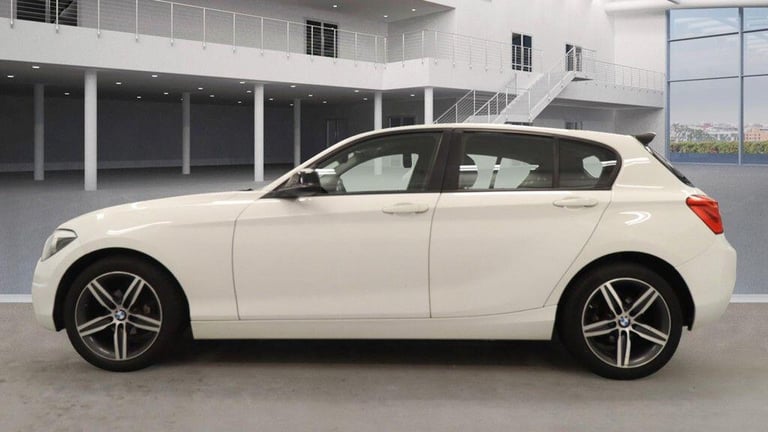 2015 BMW 1 Series 118i Sport 5dr HATCHBACK PETROL Manual