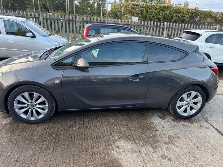 VAUXHALL ASTRA GTC 1.4T Sport Auto Euro 5 3dr 2014