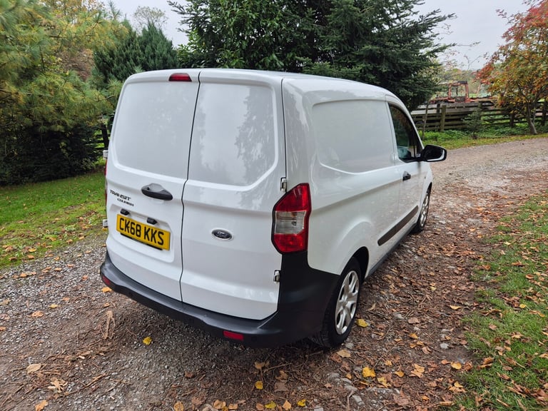 2018 Ford Transit Courier 1.5 TDCi 100ps Trend Van [6 Speed] PANEL VAN Diesel Manual