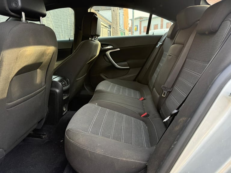 2011 Vauxhall Insignia 1.8i 16V SRi Vx-line 5dr HATCHBACK Petrol Manual