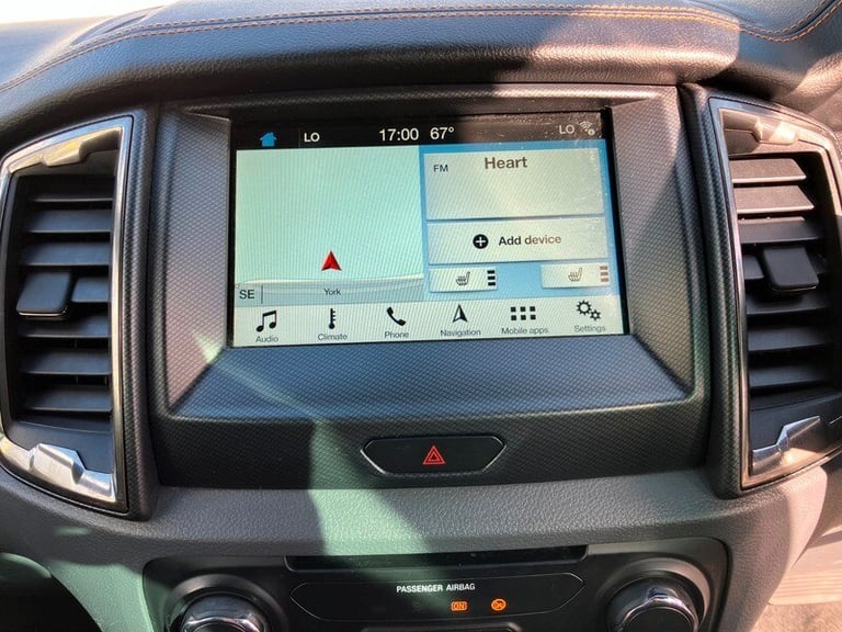 FORD RANGER 3.2L 200BHP 4X4 PICKUP AUTO GEARBOX WITH AIRCON SATNAV.