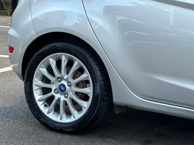 2014 Ford Fiesta 1.0T EcoBoost Titanium X Euro 5 (s/s) 5dr HATCHBACK Petrol Manual