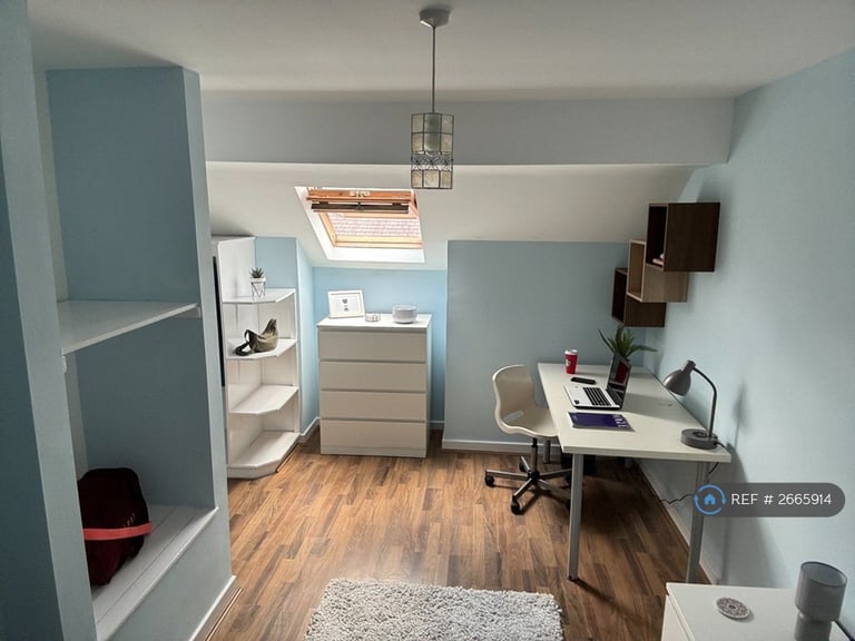 7 bedroom house in Stalbridge Avenue, Liverpool, L18 (7 bed) (#2665914)