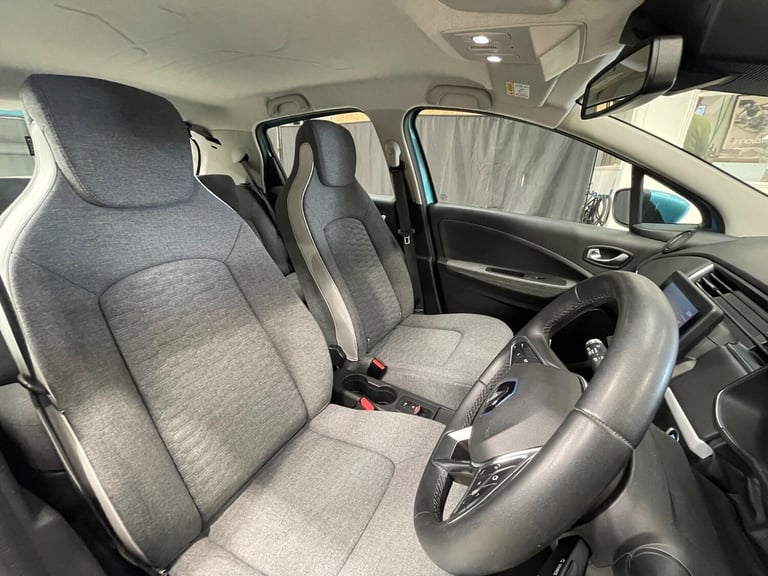 2020 Renault Zoe R135 52kWh Iconic Auto 5dr (i, Rapid Charge) HATCHBACK Electric Automatic