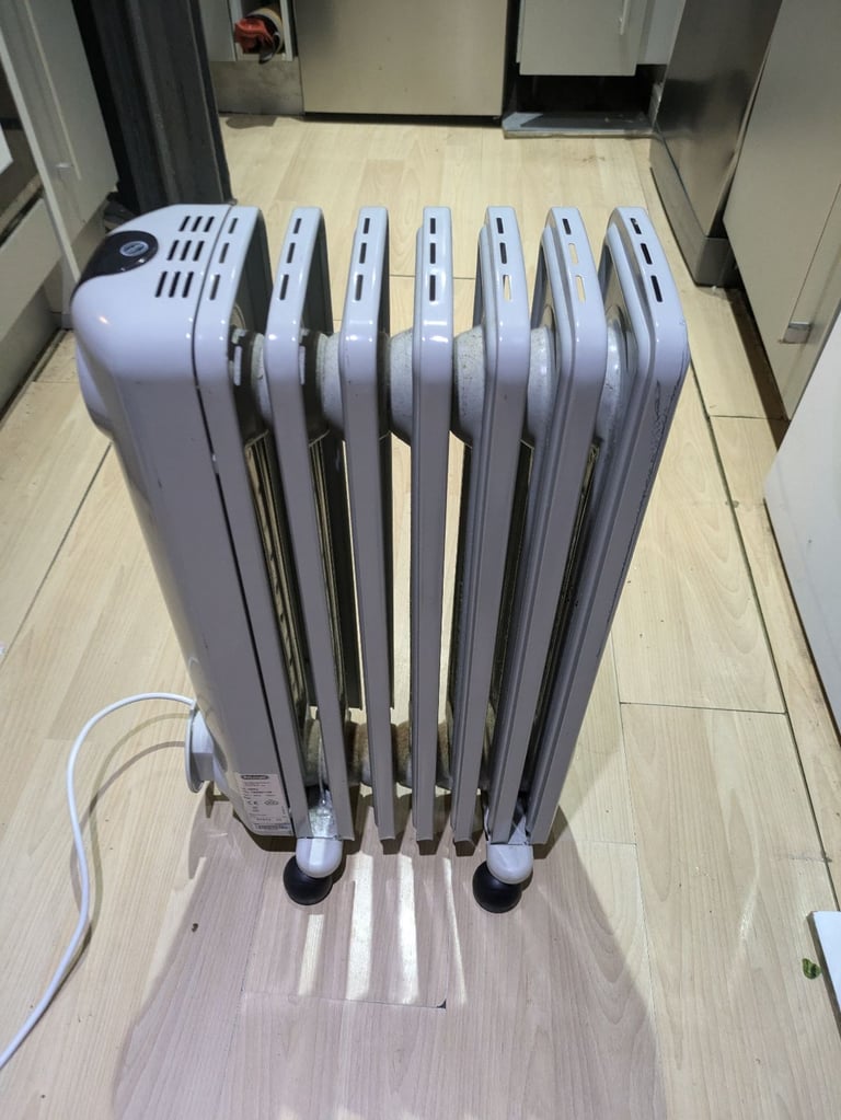 Electric oil filled radiator 