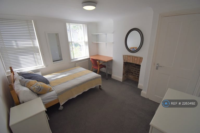 7 bedroom house in Addington Road, Reading, RG1 (7 bed) (#2263492)