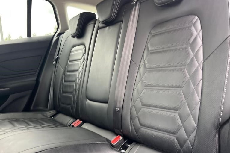 2023 Ford Focus 1.0 EcoBoost Active X 5dr HEATED SEATS &amp; STEERING WHEEL, B&amp;O SPEAKERS, PA...