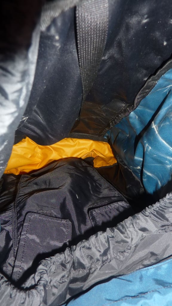 NORTH FACE Hiking Backpack Mule Bag Large Vigor BLACK BLUE Spacious Camping Excellent Back Pack!