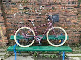 Btwin Elops 520 cruiser bicycle 