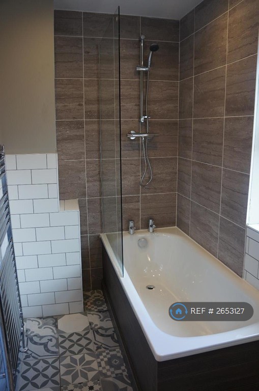 7 bedroom house in Lidderdale Road, Liverpool, L15 (7 bed) (#2653127)