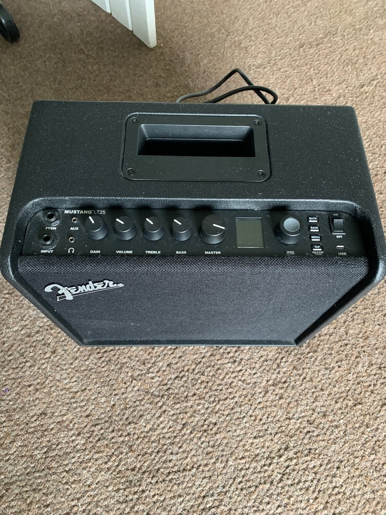 Fender LT25 guitar modelling amp 