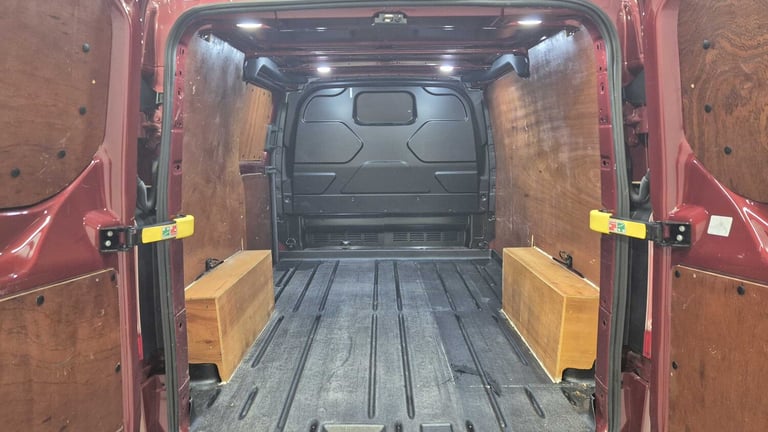 2020 Ford Transit Custom 2.0 EcoBlue 130ps Low Roof Limited Van Van Diesel Manual