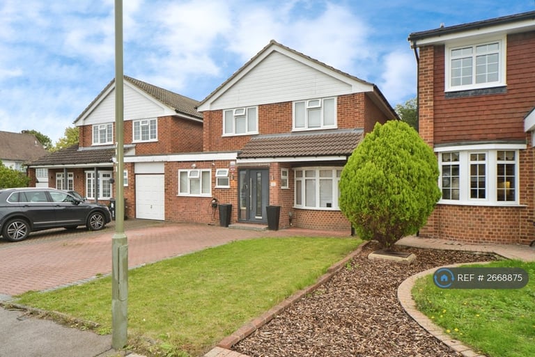 4 bedroom house in Lysander Way, Orpington, BR6 (4 bed) (#2668875)