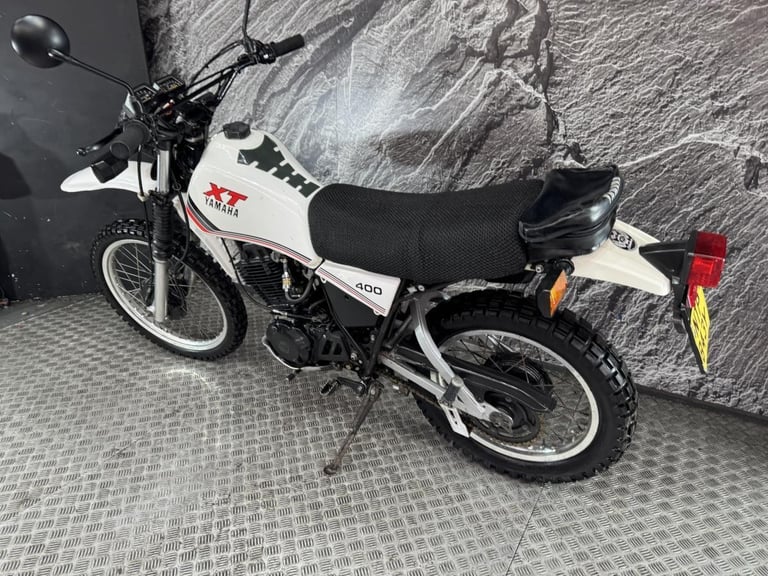 YAMAHA XT400 XT 400 1984