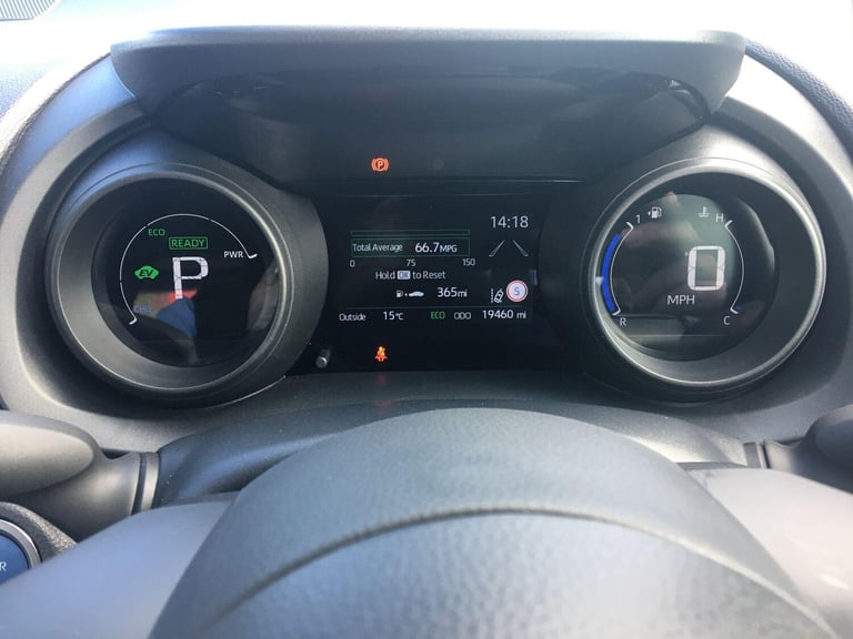 2023 Toyota Yaris Cross 1.5 VVT-h Icon SUV 5dr Petrol Hybrid E-CVT Euro 6 (s/s) (116 ps) HATCHBAC...
