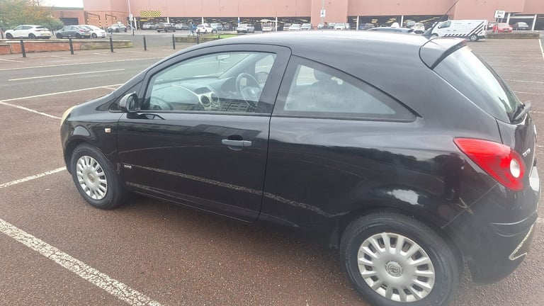 VAUXHALL CORSA 998cc 2010 54K LOW MILEAGE £1295 