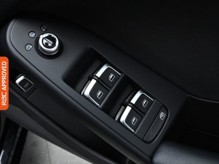 2014 Audi RS4 Avant 4.2 FSI V8 Estate 5dr Petrol S Tronic quattro Euro 5 (450 ps) Estate PETROL A...