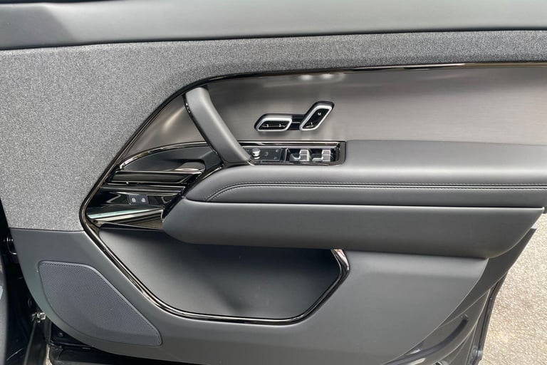 2025 Land Rover Range Rover Sport 3.0 D250 MHEV Edition SUV 5dr Diesel Auto 4WD Euro 6 (s/s) (250...