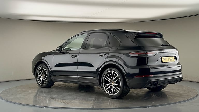 2022 Porsche Cayenne 3.0T V6 Platinum Edition TiptronicS 4WD Euro 6 (s/s) 5dr SUV Petrol Automatic
