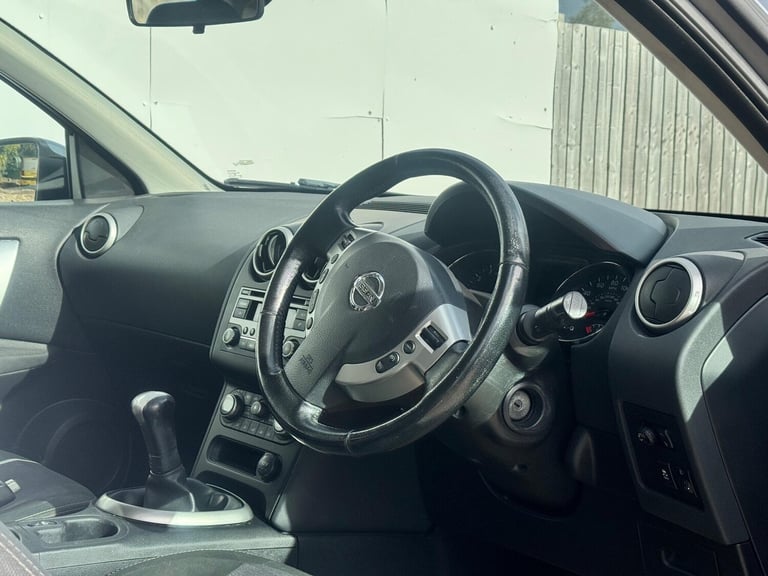 2013 Nissan Qashqai 1.6 Acenta 2WD Euro 5 (s/s) 5dr HATCHBACK Petrol Manual