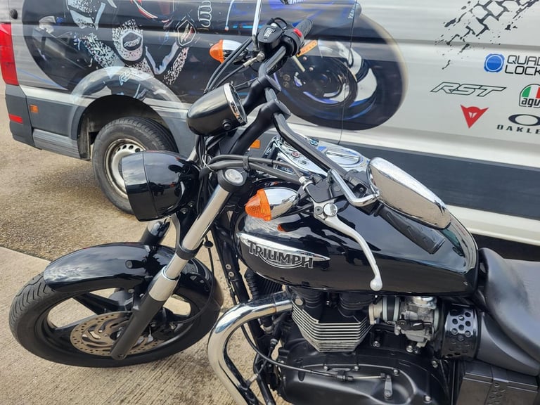 2014 Triumph SPEED MASTER 865