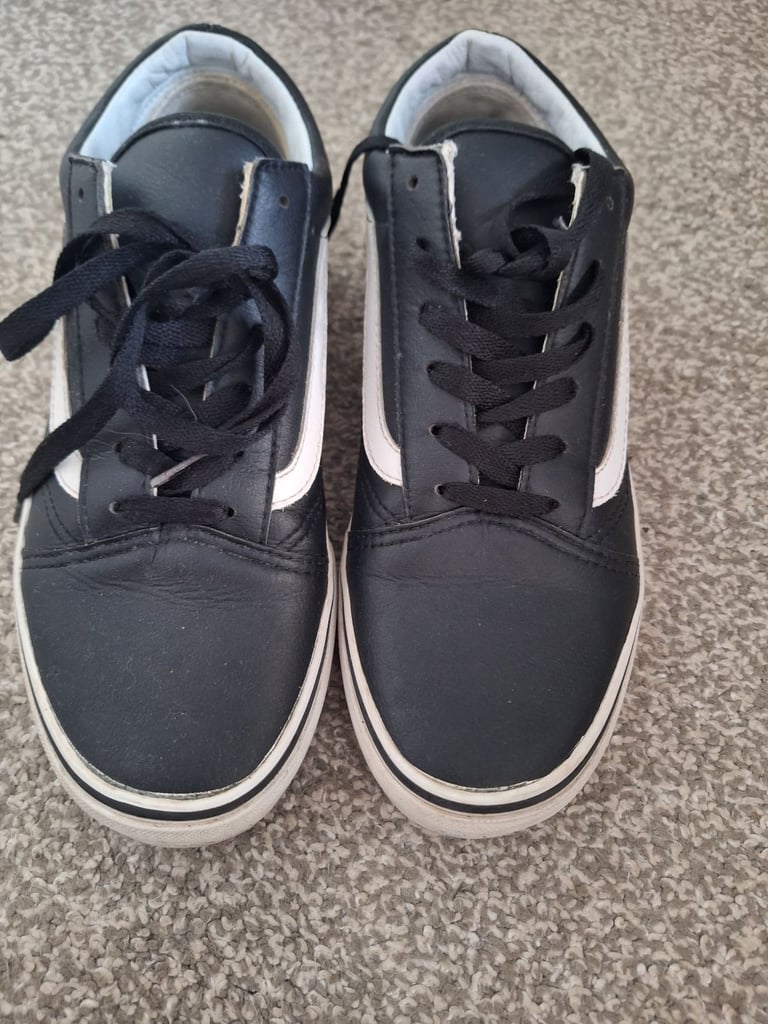 Black leather vans size 5 