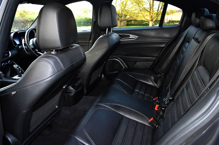 Alfa Romeo, GIULIA, Saloon, 2021, Semi-Auto, 1995 (cc), 4 doors