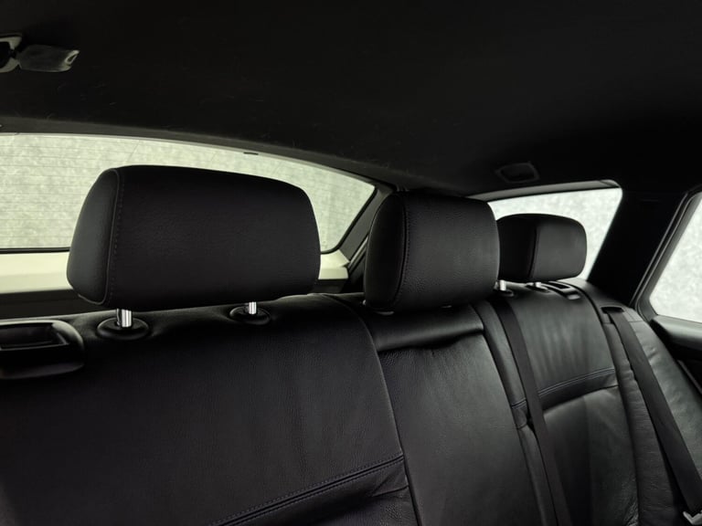 2011 BMW 3 Series 318d Sport Plus Edition 5dr Step Auto ESTATE DIESEL Automatic