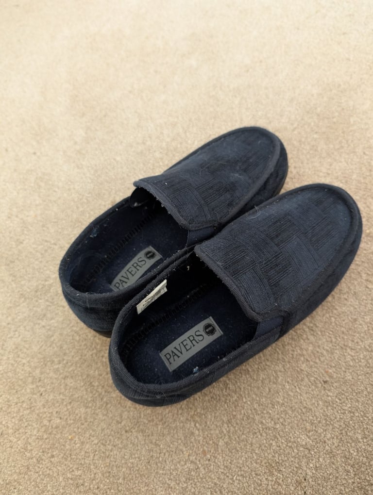 Men's or women's slippers