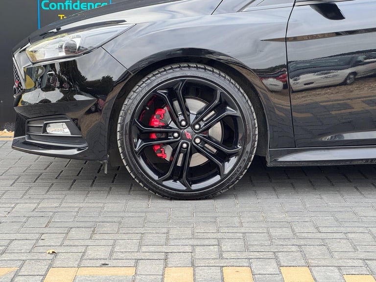 2018 Ford Focus 2.0T EcoBoost ST-3 Euro 6 (s/s) 5dr HATCHBACK Petrol Manual