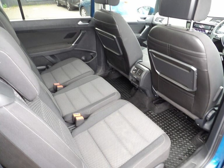 2018 Volkswagen Touran 2.0 TDI SE Family 5dr DSG MPV DIESEL Automatic